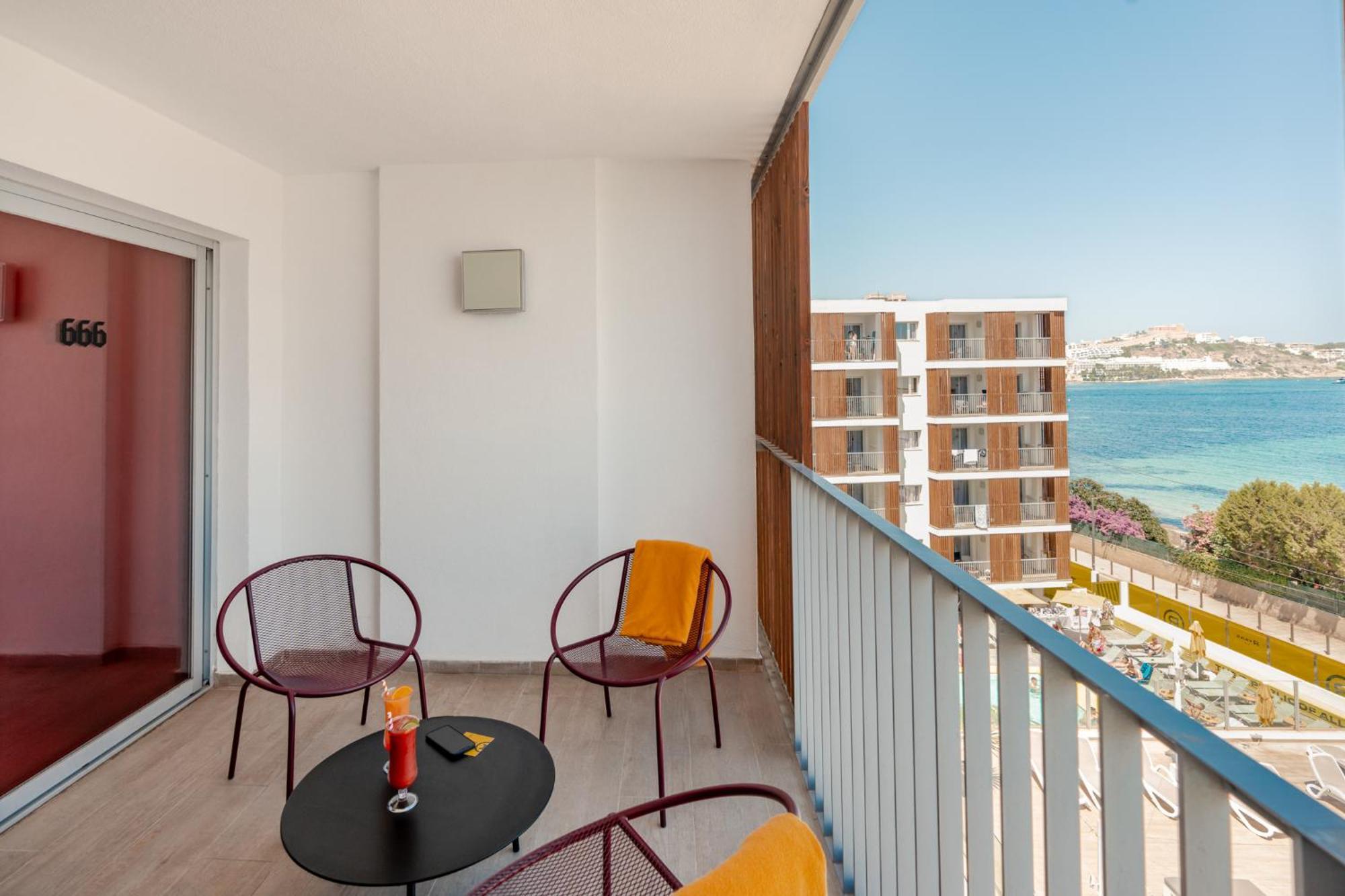 Ryans Ibiza Apartments - Only Adults Esterno foto